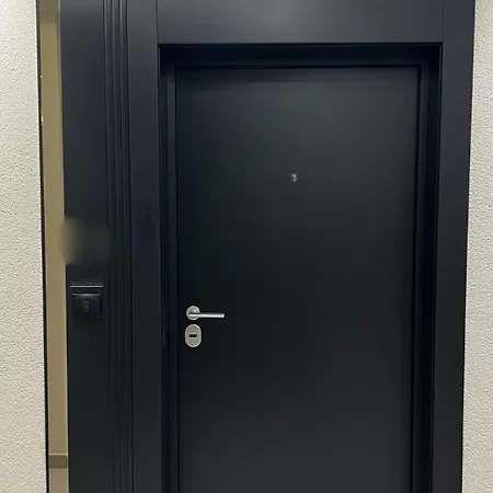 Golden Olive Boutique With Private Parking