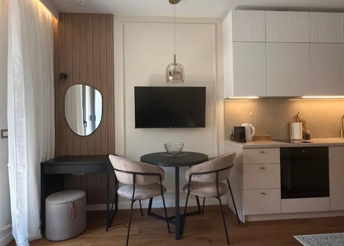 شقة Golden Olive Boutique With Private Parking *