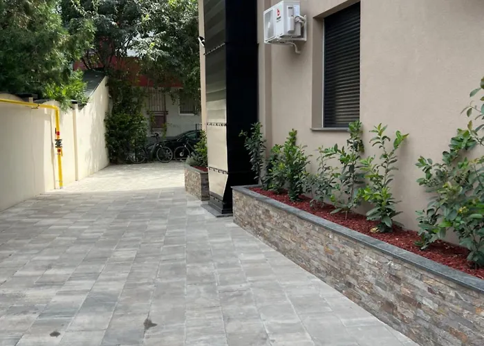 Golden Olive Boutique With Private Parking نوفي ساد