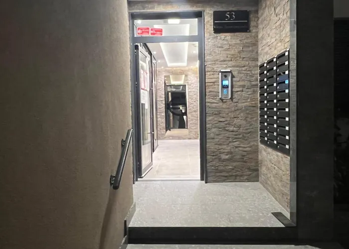 Golden Olive Boutique With Private Parking * نوفي ساد